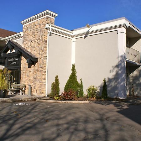 The Hotel On Pownal Шарлъттаун Екстериор снимка