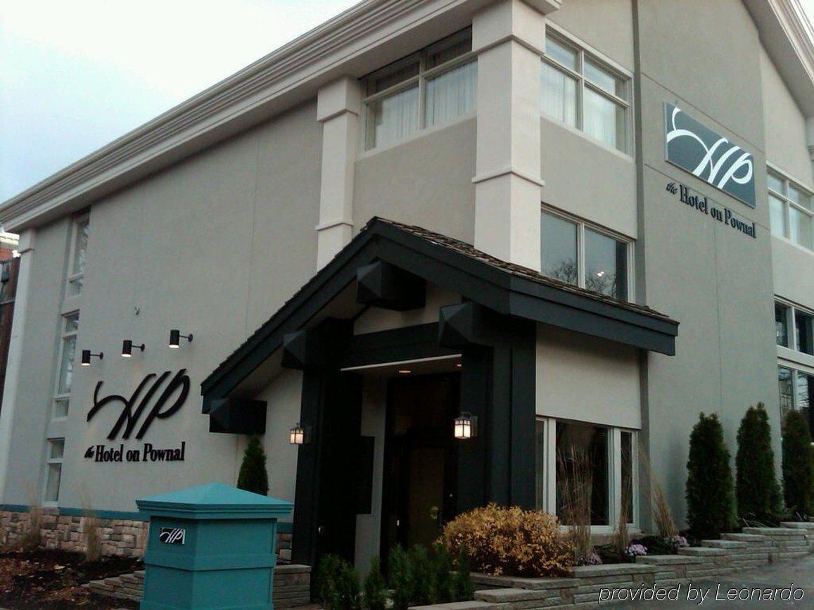 The Hotel On Pownal Шарлъттаун Екстериор снимка